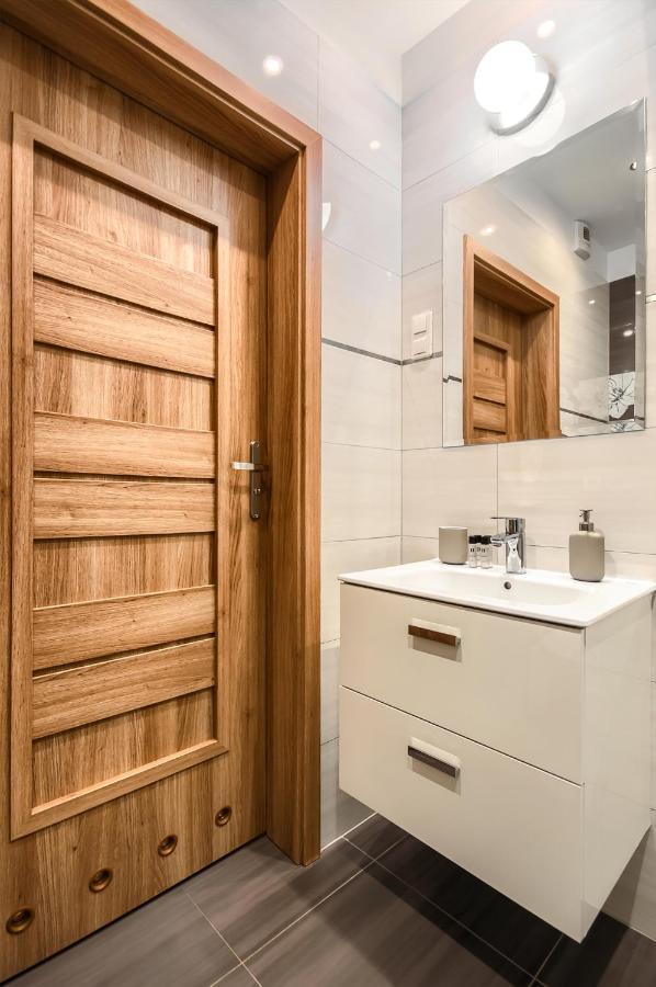 Kropla Rosy 2 Apartment Wroclaw Ngoại thất bức ảnh